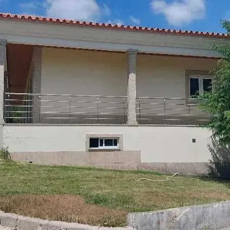 فيلة Lugar De Levides *