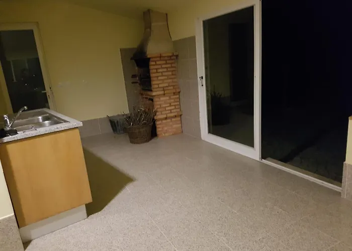 Villa Lugar De Levides Levide